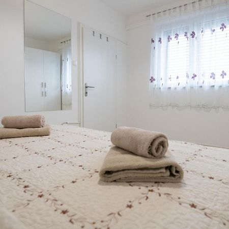 Apartman Ruza Podgora Ngoại thất bức ảnh